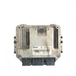 Calculateur Moteur  RENAULT MEGANE Bosch, 0 281 011 276, 8200305678, 0281011276, 8200304606