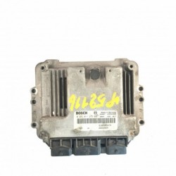 Calculateur Moteur RENAULT MEGANE SCENIC Bosch, 0 281 011 275, 8200305678, 0281011275, 8200269878
