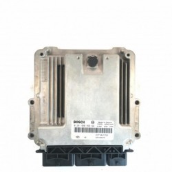 Calculateur Moteur RENAULT CAPTUR CLIO Bosch, 0 281 030 899, 237104376R, 0281030899, 237104627R