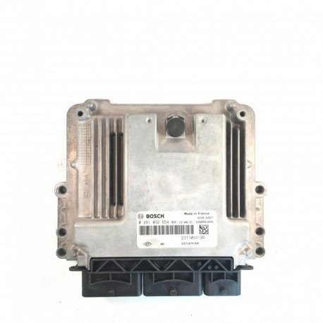 Calculateur Moteur RENAULT CAPTUR CLIO Bosch, 0 281 032 654, EDC16, 0281032654